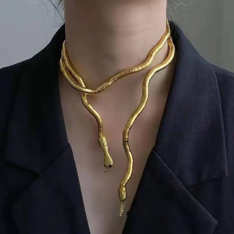 Snake bendable necklace