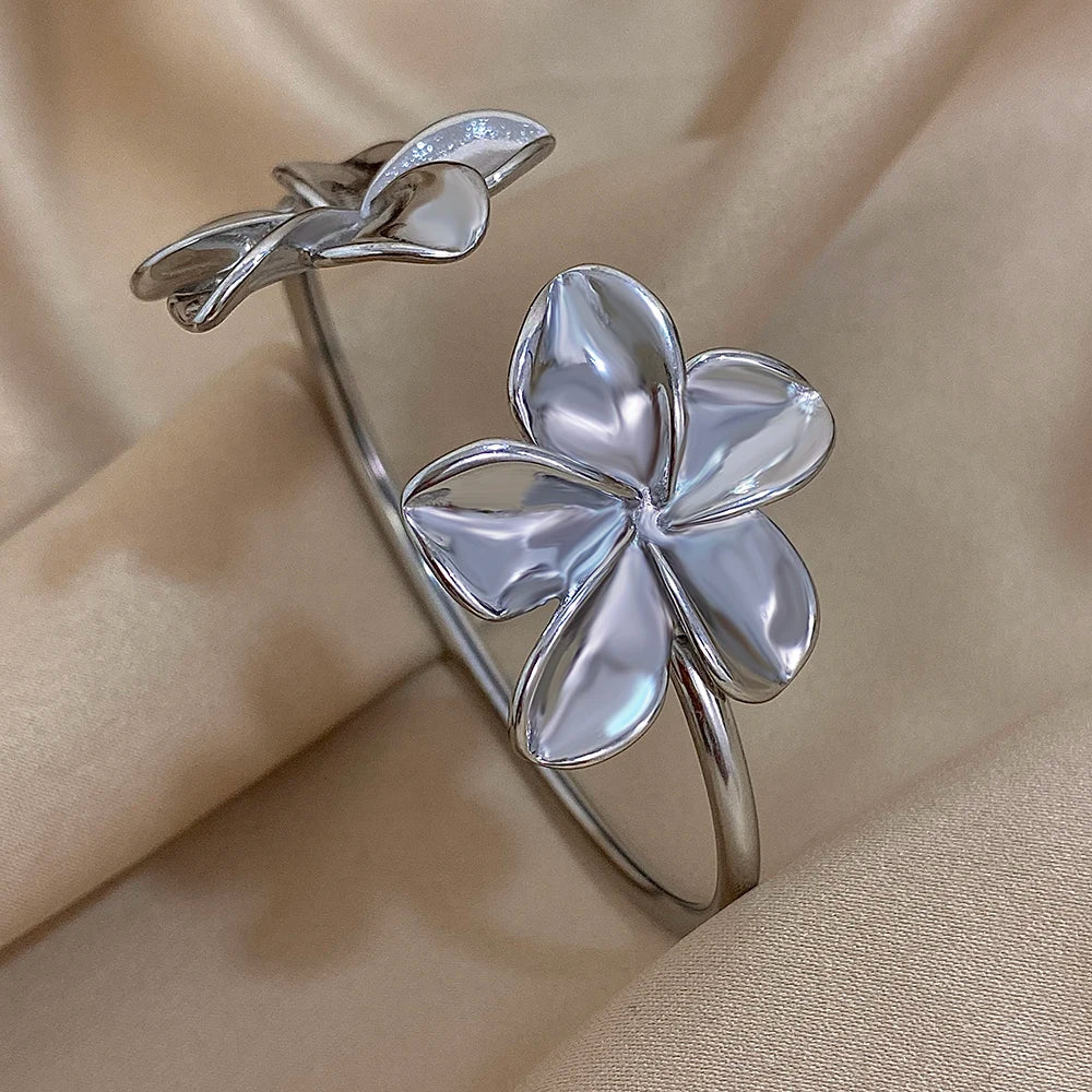 Flower cuff silver and gold plated