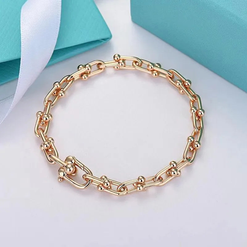 U-shaped Chain Link Bracelet