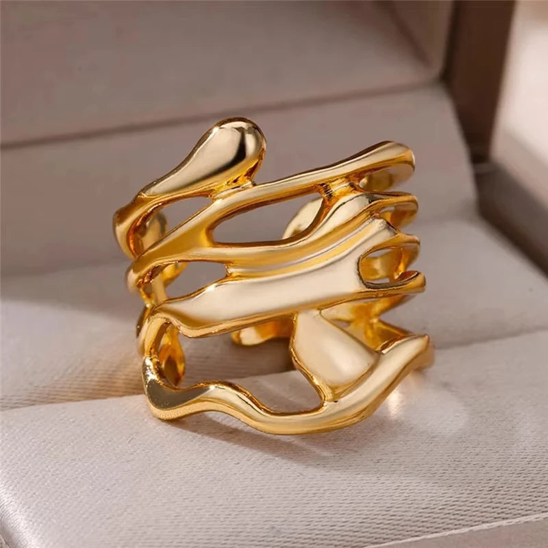 Elegant simple rings