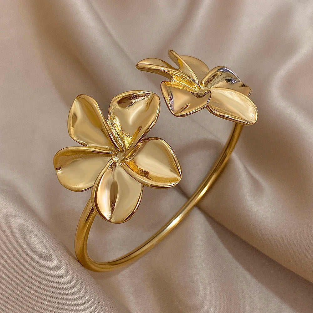 Flower cuff silver and gold plated